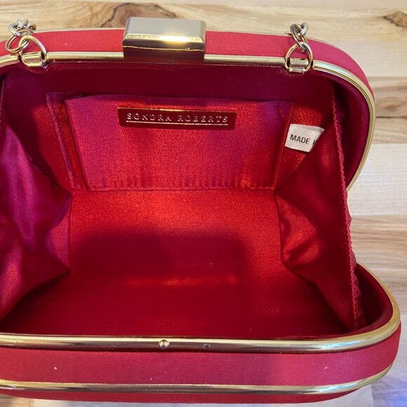 Vintage Sondra Roberts Red Clutch Purse evening With Gold Chain & Embellishment - Picture 6 of 12